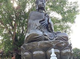 Phuong Trach pagoda