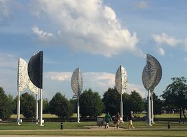 Wisconsin State Historical Marker 131: First Milwaukee Cargo Pier