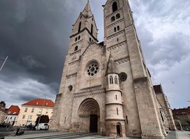 Wiener Neustadt Cathedral - Dom