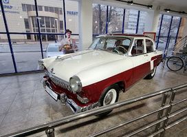 Muzey Retro Avtomobiley