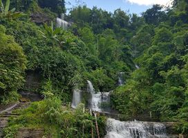Azuali waterfalls