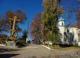 Răciula Monastery