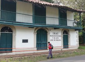 Museo del Barrio y Antigüedades La Casona