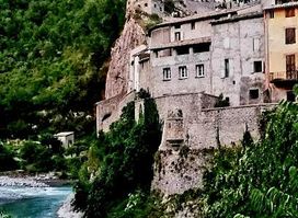 Entrevaux