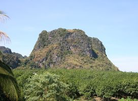 Wat Tham Pha Ya