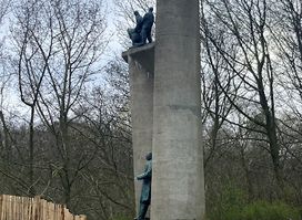 Monument Troelstra