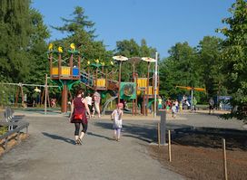 Hupisaaret Central Playground