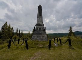 Karolinermonument i Duved
