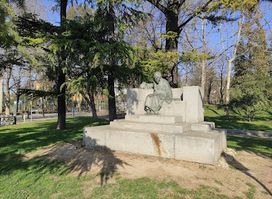 Statua di Cesare Lombroso