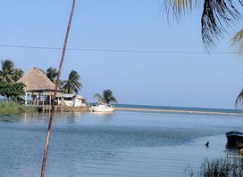 Island Breeze Bar & Grill
