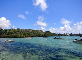 Public Ferry boat Ile Aux Cerf