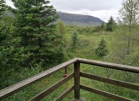 Golden Circle Hot Tub Cabin