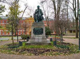 The statue of H. G. Porthan
