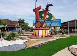 Keris & Wau bulan, Gok Kapor Roundabout