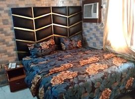 Acemco Express Holiday Inn