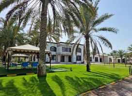 Al-Ezz Tourist House