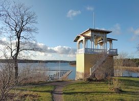 Observation tower