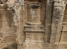 Column reliefs