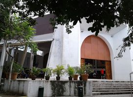 Catedral de Cancún (La Santa Cruz y de la Santísima Trinidad)