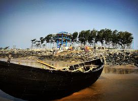 Wonderland Kajal Dighi