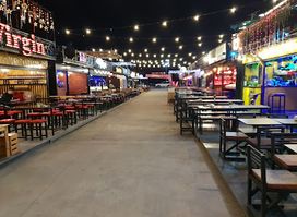 Walking Street Roller Skate Park