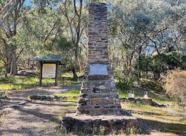Hume & Hovell Monument Myrtleford