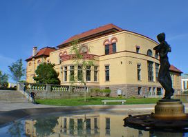 Westerly Library and Wilcox Park