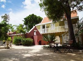 Kura Botanica Hotel