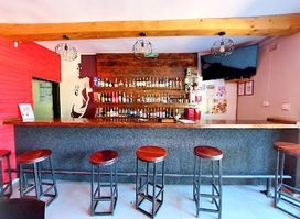 The Mixed Booze and BBQ