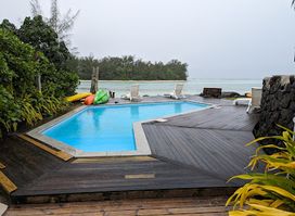 Manea Beach Villas