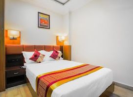 Capital O 435 Hotel Intourist Palace