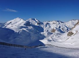 Ski-Zürs-AG