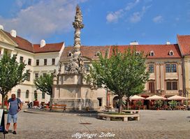 Szentháromság-szobor