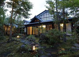 由布院 草庵秋桜