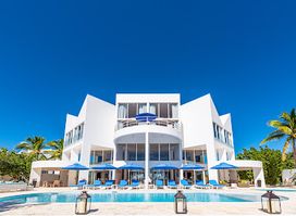 Altamer Luxury Villas