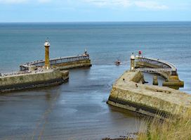 Whitby Harbour East Lighthouse