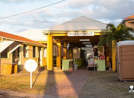 Amina Craft Market