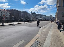 Avenue Parade Street