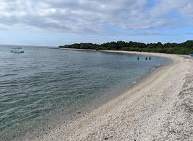 Plage Gountsini