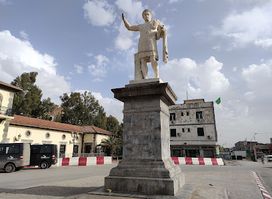 Constantin's statue