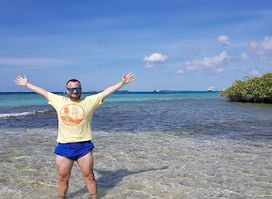 Mangel Halto Beach Sign