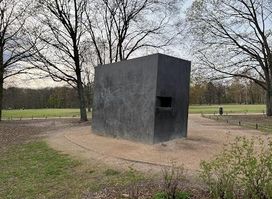 Memorial to Homosexuals Persecuted Under Nazism
