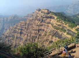 Tiger Spring Point Mahabalehwar