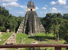 Jades Tikal