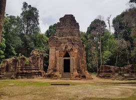 Elephant Pond-Srah Damrei