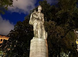 Monumento a Nino Bixio
