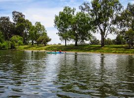 Canoe The Murray