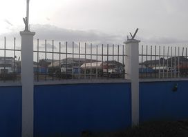 NIGERCAT NEW YARD