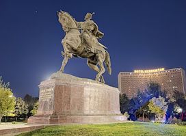 Amir Temur Monument