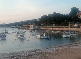 Hvar Sea Kayak by AndAdventure